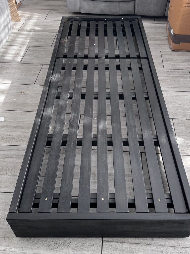 Outdoor Patio Chaise Lounge