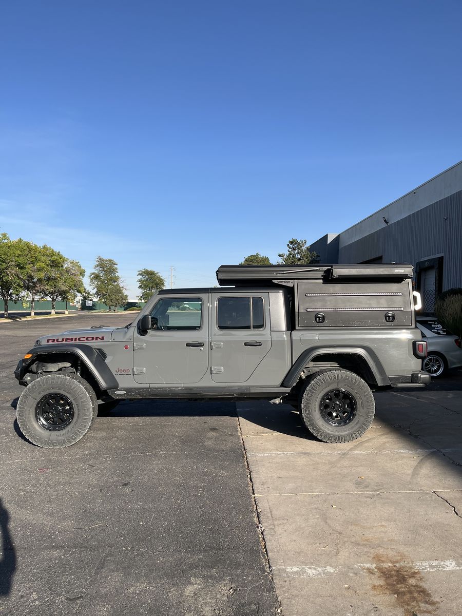 Dirtbox Canopy Camper - Jeep Gladiator