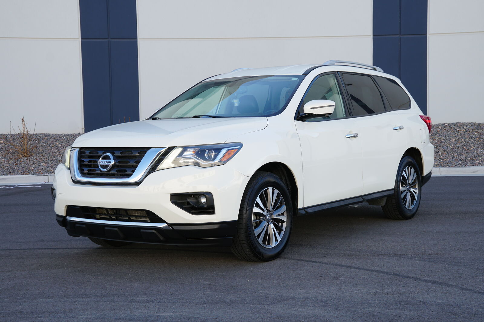 2019 Nissan Pathfinder SL