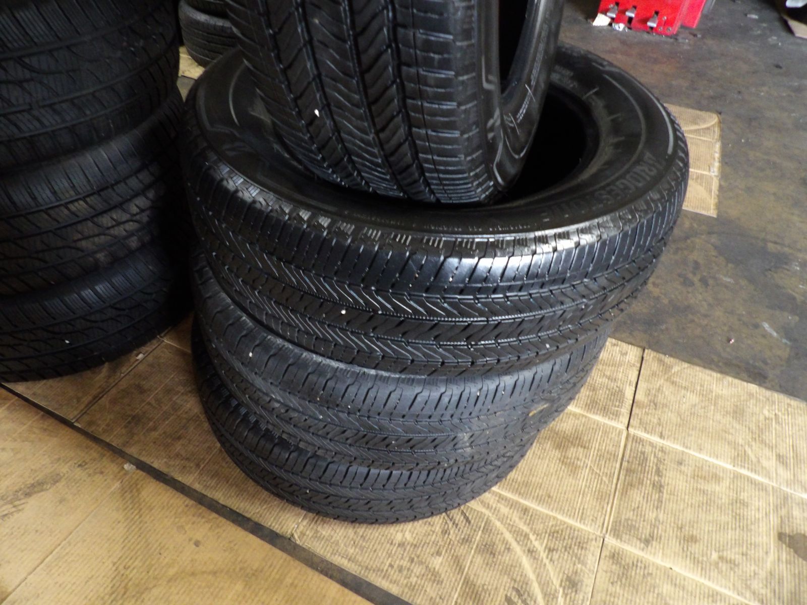 225/65R17 BRIDGESTONE ALENZA PLUS SET OF USED TIRES 