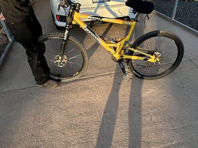 Cannondale Jekyll 600 Lefty