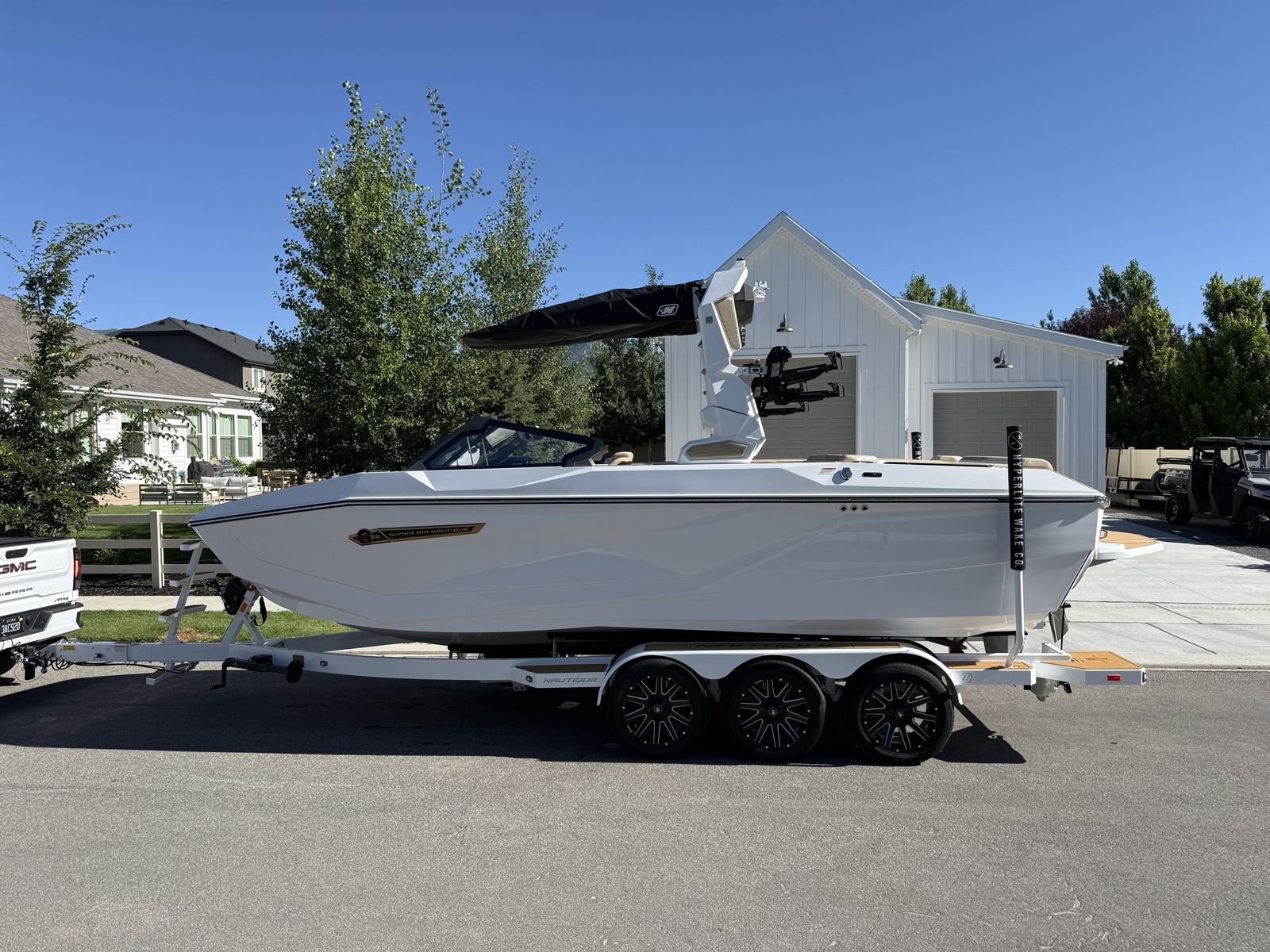 Like-Brand New 2026 Nautique G23 - Low Hours