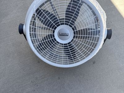 Lasko 20 inch fan