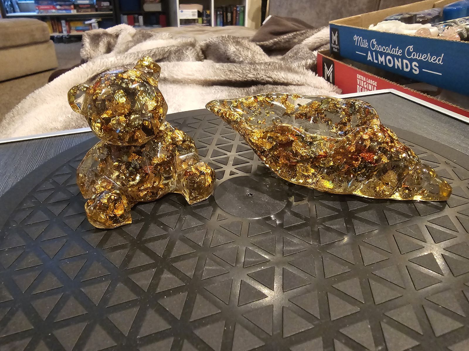Handcrafted Resin Gold Flake Bear Figurine and Dish Set
