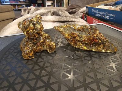 Handcrafted Resin Gold Flake Bear Figurine and Dish Set