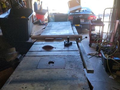 Delta Contractors Saw w/ dual router wings