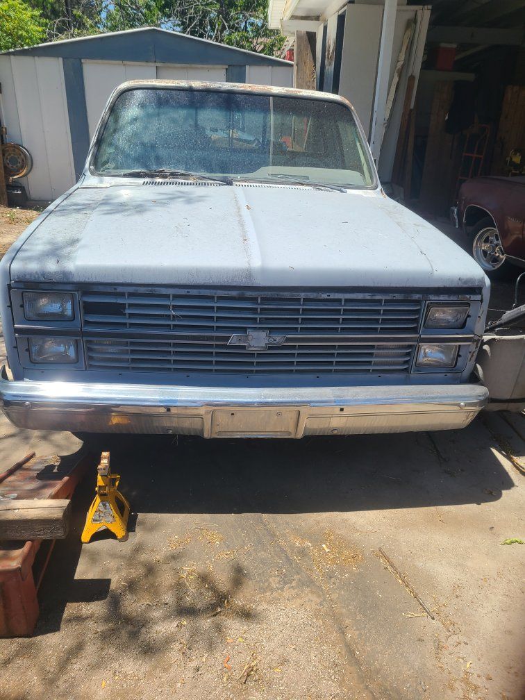 Chevy C10 Squarebody Truck Project - Rolling Chassis, Needs Restoration