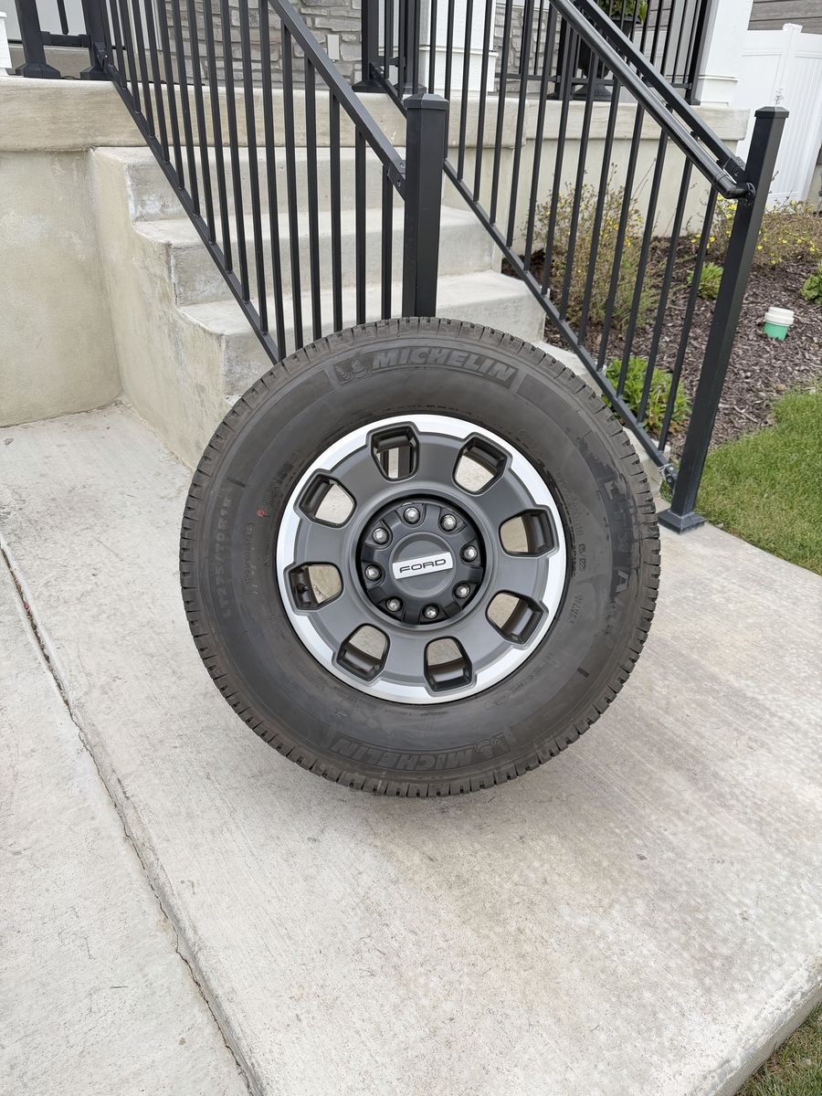 Ford F350 Rims and Tires 275/70R18 Michelin LTX
