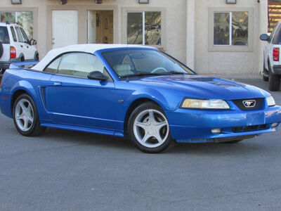 2000 Ford Mustang GT