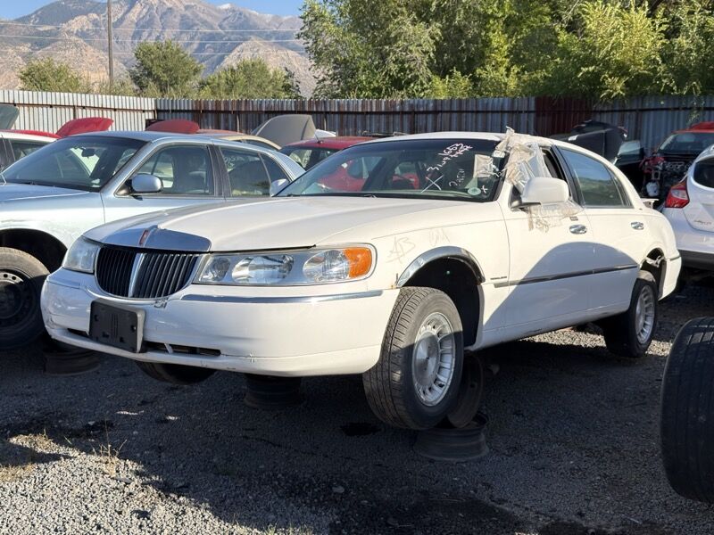 1999 Lincoln Town Car Parts