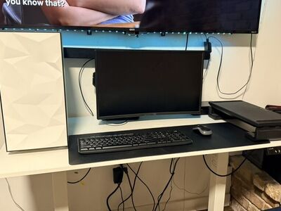 Complete PC Setup - Desk, PC, Keyboard, Monitor
