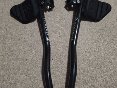 REDSHIFT Quick-Release Clip-On Bike Aero Bars, Aluminum S-Bend Aerobar Extensions for Road, Triathlon