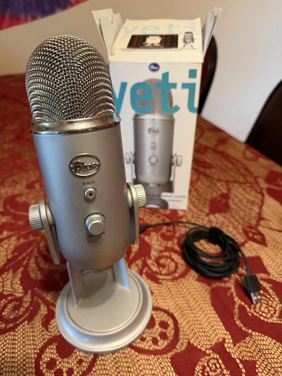 Blue Yeti USB Microphone