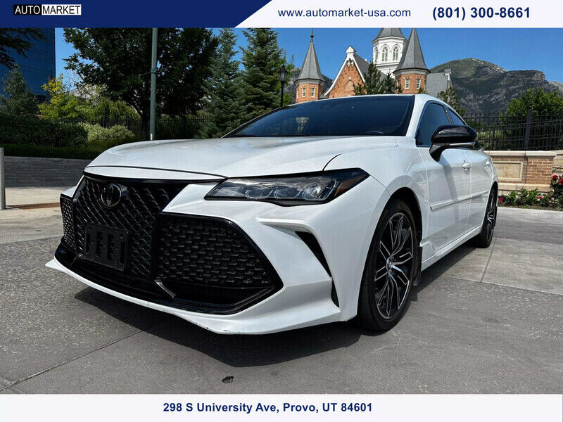 2019 Toyota Avalon XSE