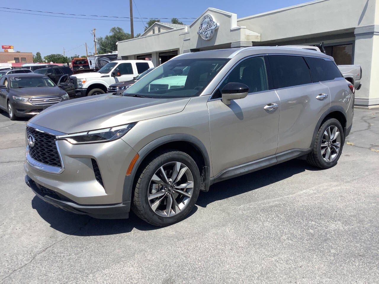 2023 Infiniti QX60 Luxe