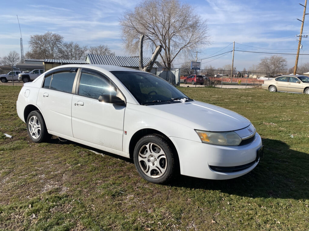 2004 Saturn Ion 2