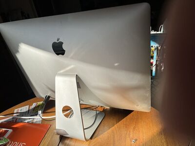 Apple iMac (27-inch, Late 2013-2015)