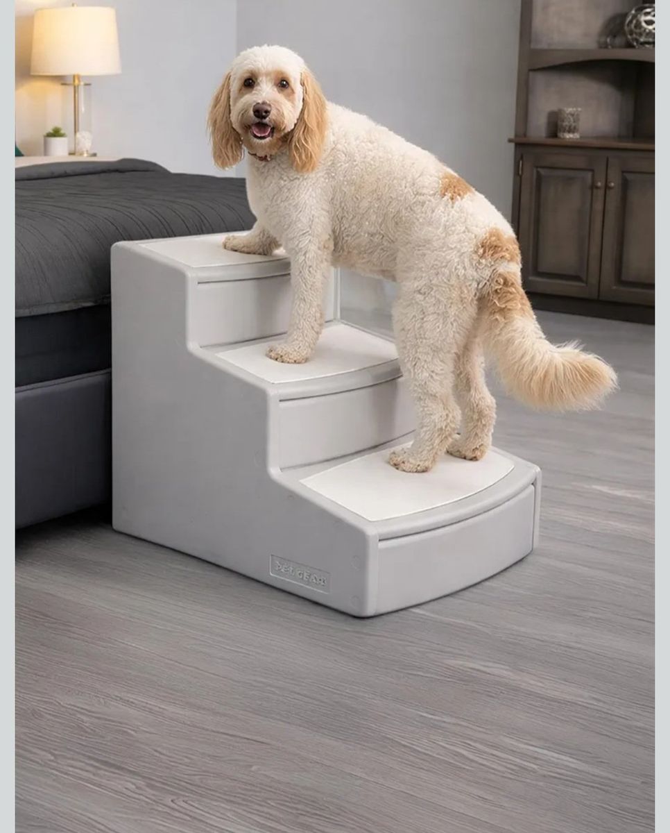 Wide pet stairs