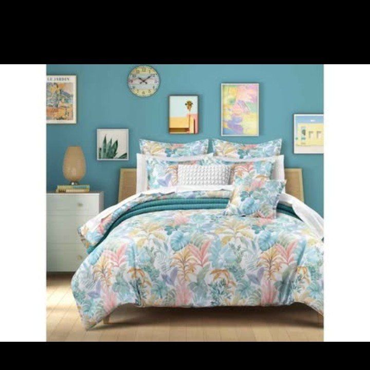 J. Queen Bold Bahama King/California King 3 Piece