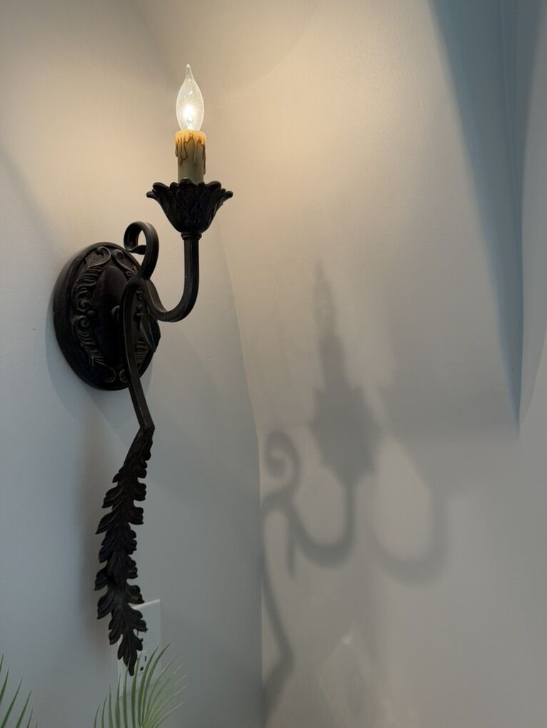 Set of 4 ornate wrought iron wall sconces traditio