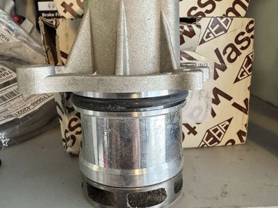 BMW 318 WATER PUMP