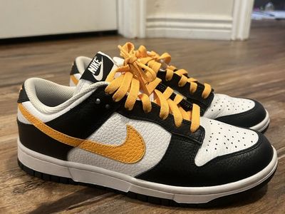 Women’s Nike low dunk size 8