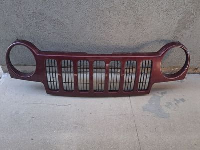 Jeep Liberty Grill (Burgandy)