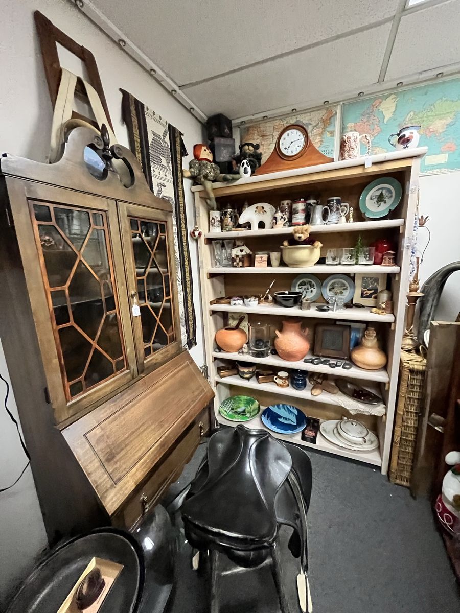 Main image 12