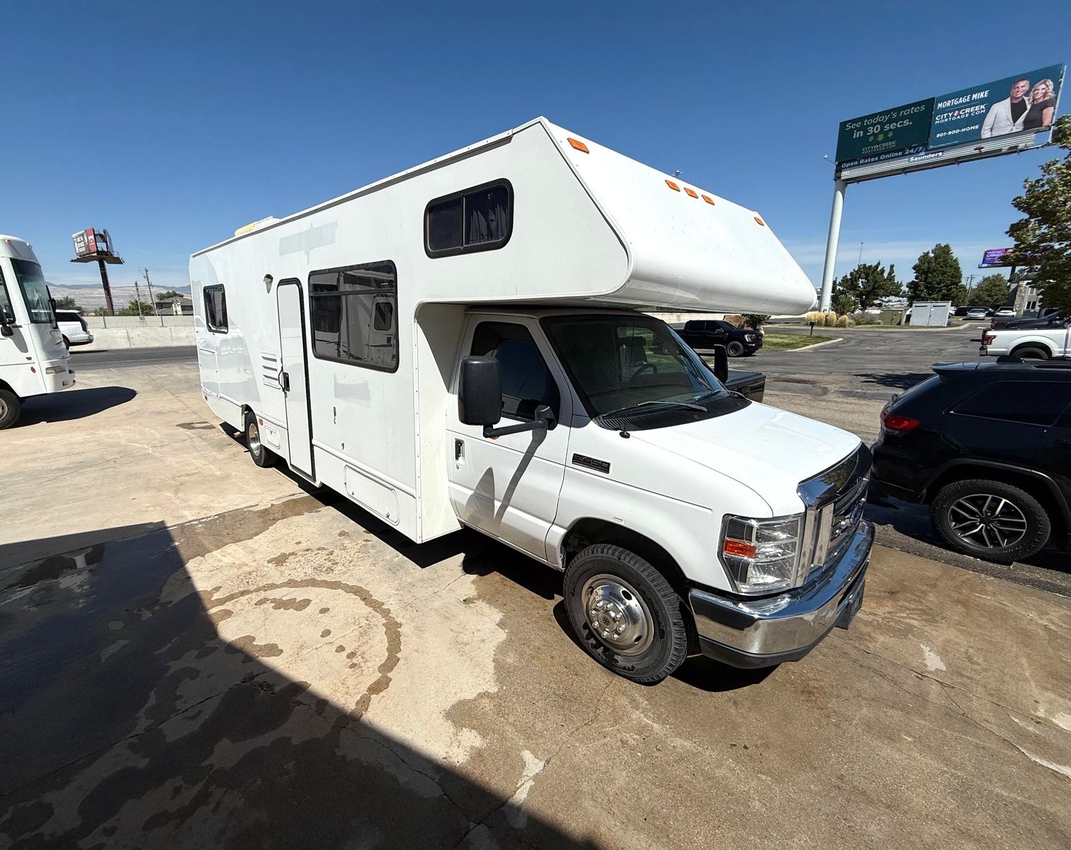 2018 Thor Majestic 28A Motorhome