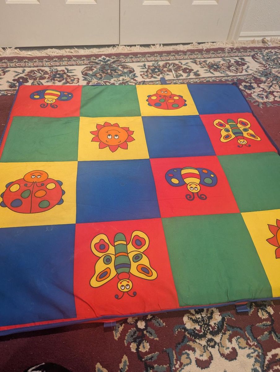 Main image 3