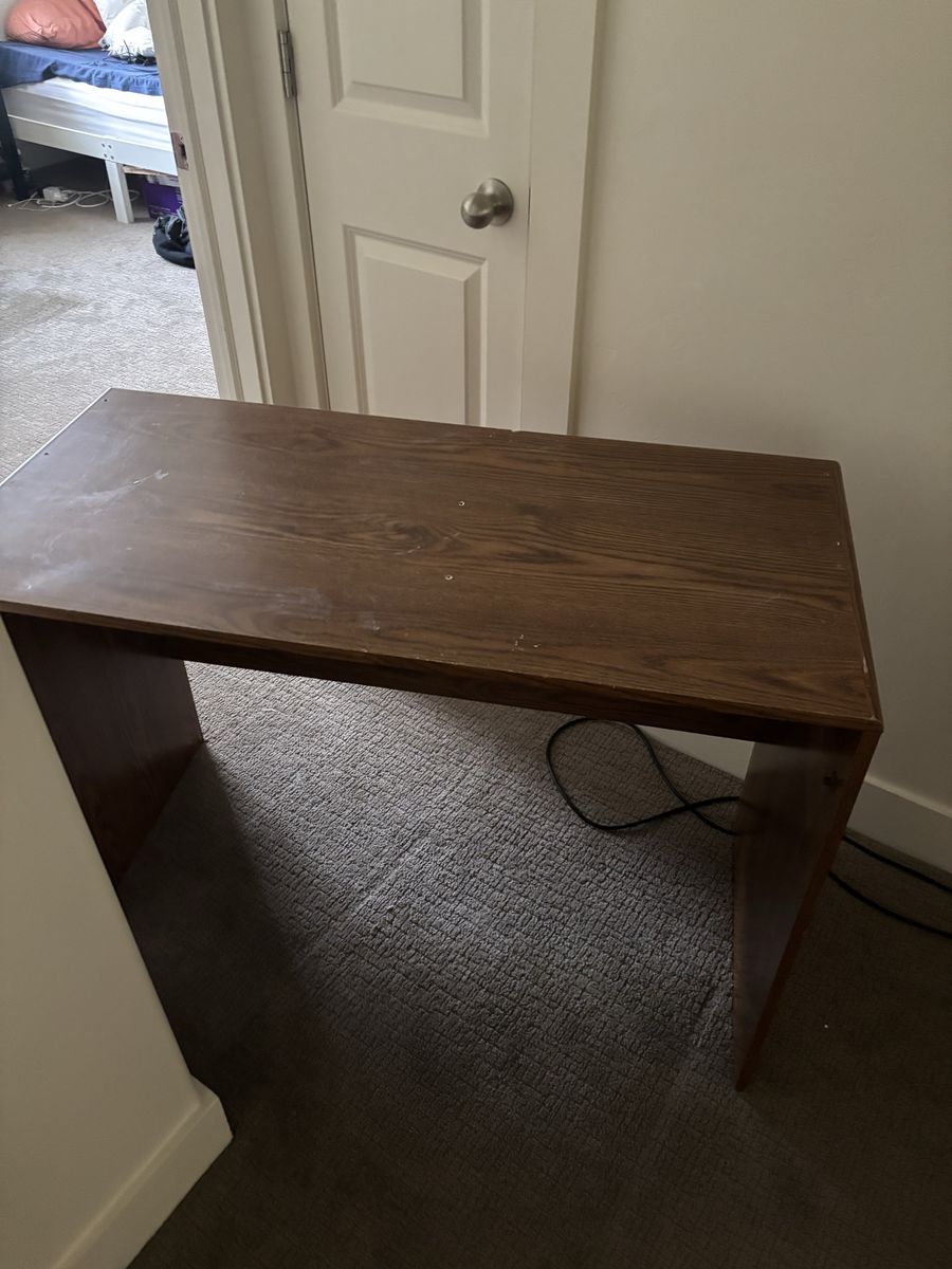 Free desk