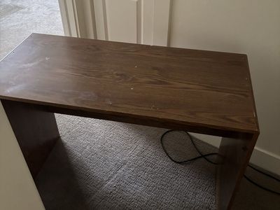 Free desk