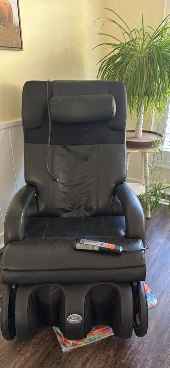 Amazing massage chair