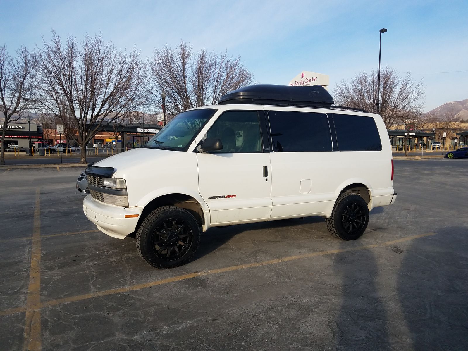 2000 Chevrolet Astro Van LT