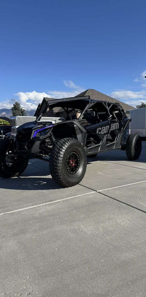 21 CanAm X3 Max XRS RR