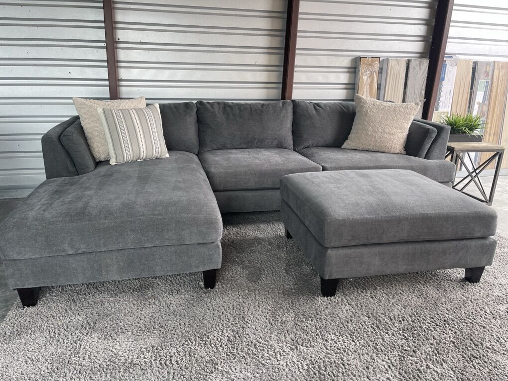 GRAY COSTCO SECTIONAL SOFA COUCH & OTTOMAN