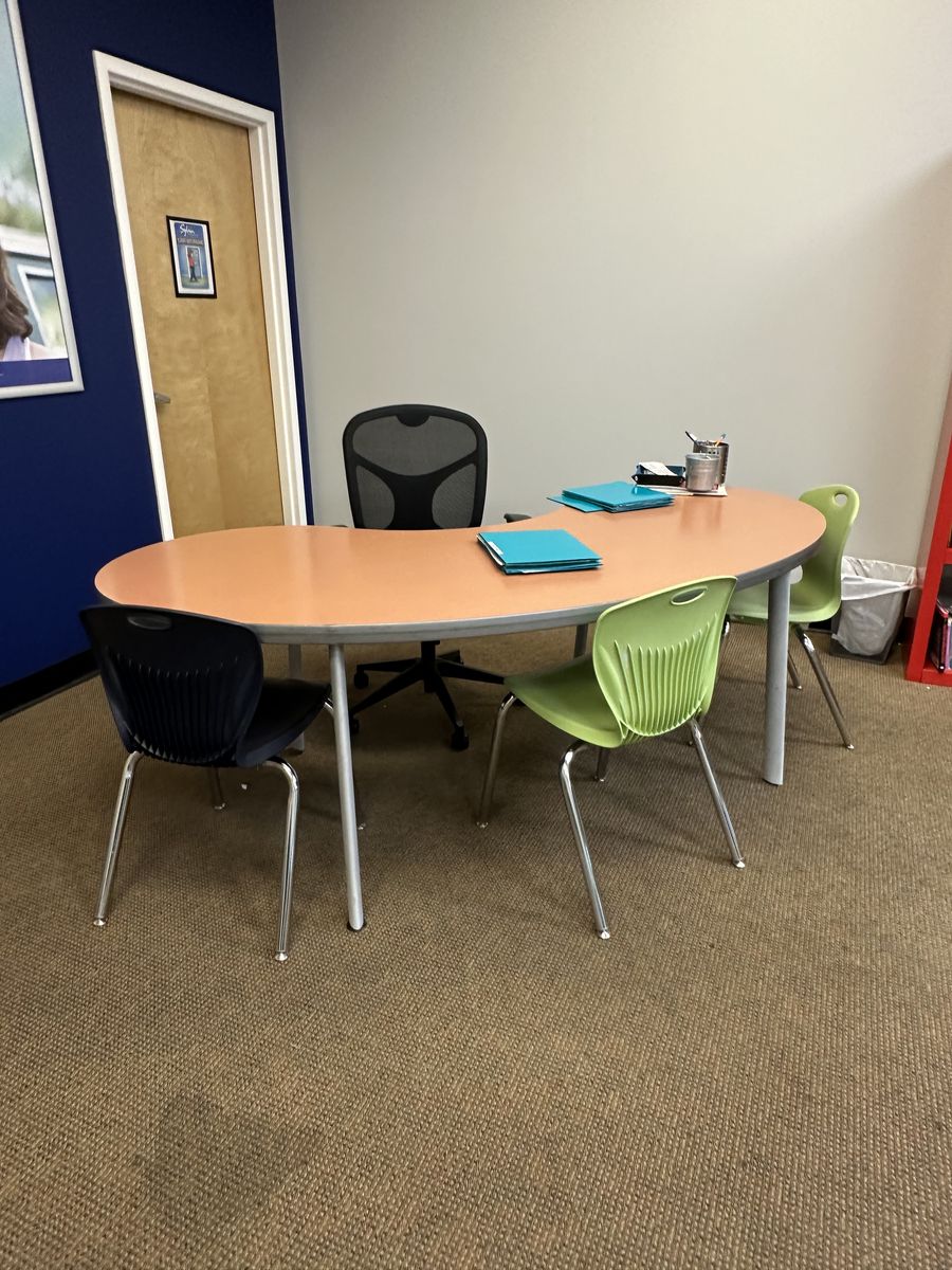 Horseshoe Kidney Collaborative Activity Classroom Instruction Desk Table