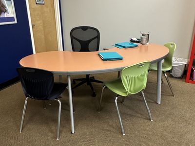 Horseshoe Kidney Collaborative Activity Classroom Instruction Desk Table