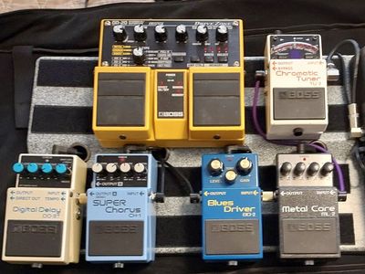 Roland/ boss effects pedal. Dunlop q95. power supply included.