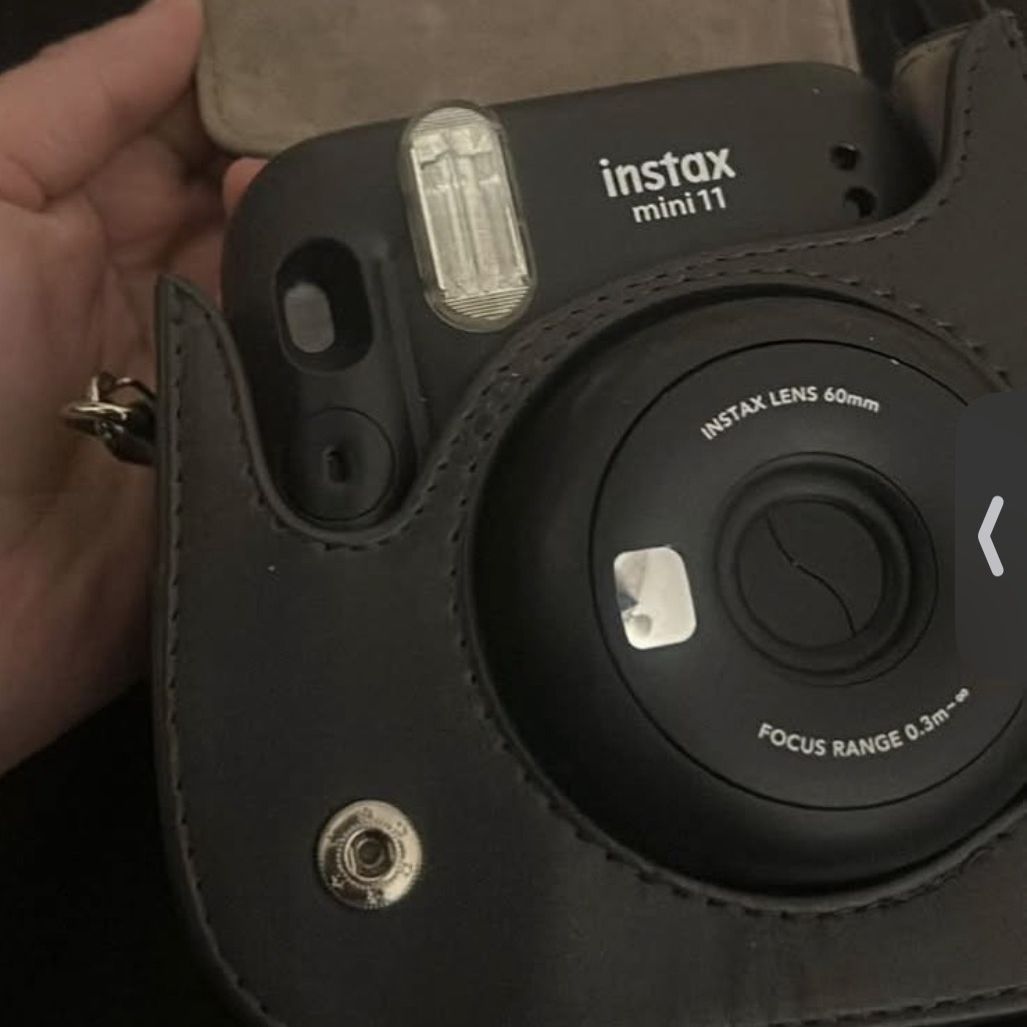 Grey Instax Mini 11