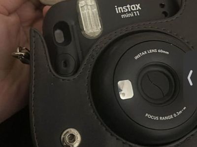 Grey Instax Mini 11