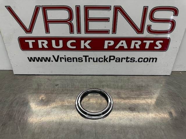 New United Pacific 20513 Freightliner 2 1/4" Gauge Bezel