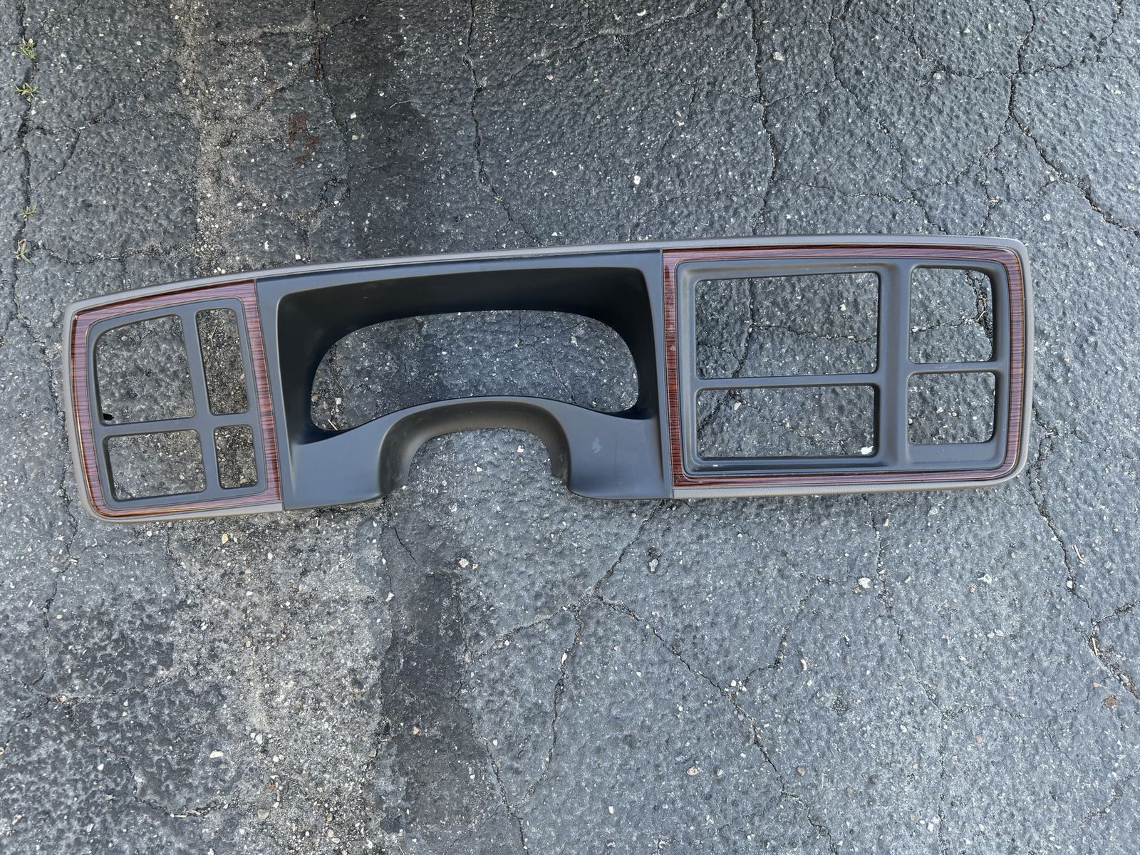 CLUSTER DASH BEZEL CADILLAC ESCALADE 2007-2013