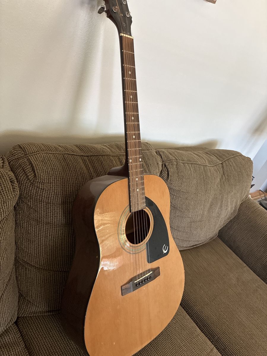 Acoustic guitar