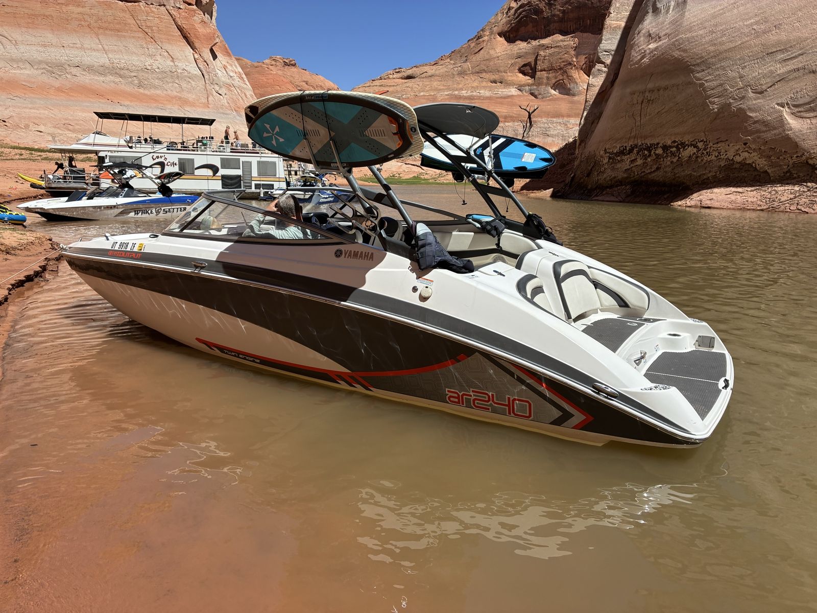 Yamaha AR240 Sport Boat