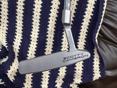 Scotty Cameron Newport Select 2