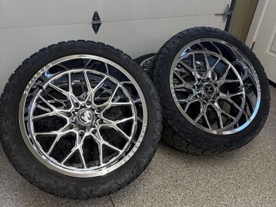 24x12 8x180 hardcore wheels on 35x12.50R24 tires
