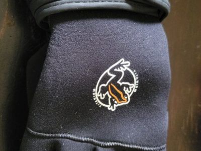Akona Adventure Gear Gloves