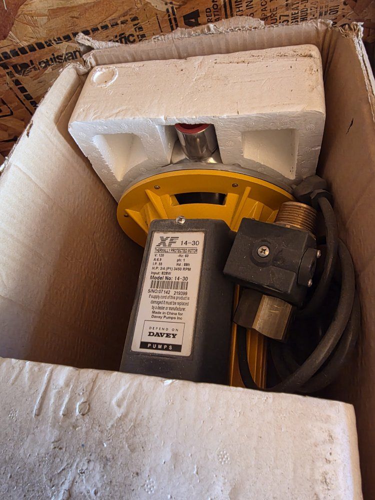 Davey Pumps XF 14-30 3/4 HP Thermally Protected Motor Pump - New in Box. water pump, fluid pump
