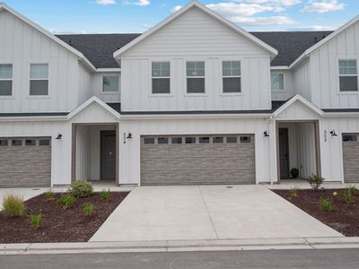 FULLY FURNISHED 3 year old TOWNHOME for rent!
